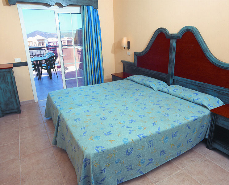 Apartamentos Granada Park Playa de las Americas  Exterior photo