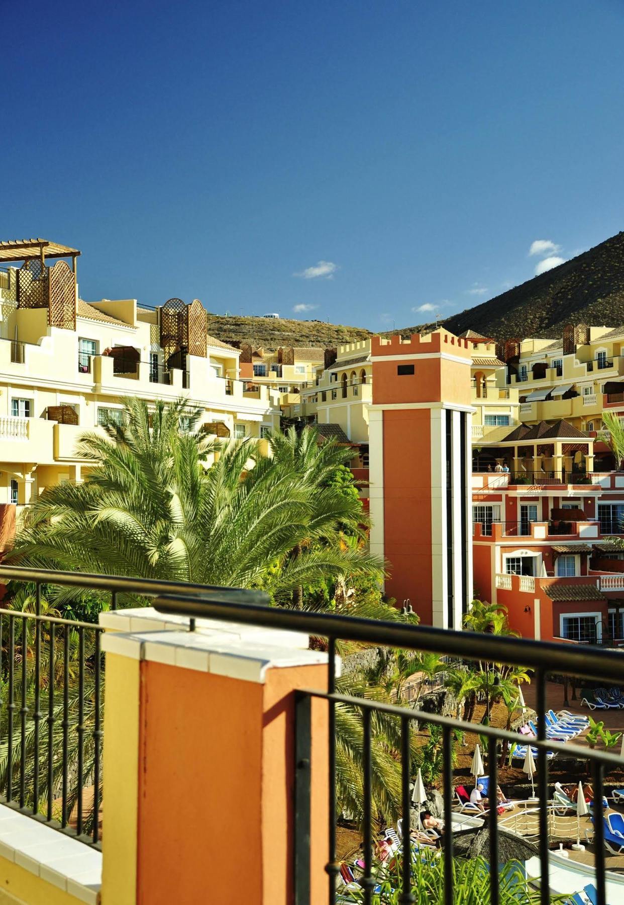 Apartamentos Granada Park Playa de las Americas  Exterior photo